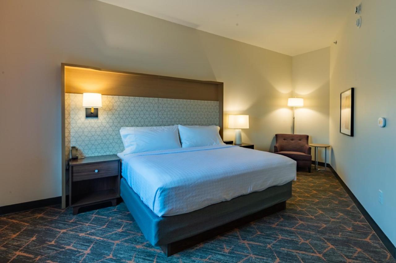 Отель Courtyard By Marriott Atlanta Данвуди Экстерьер фото